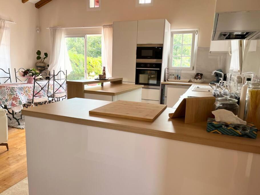1Km Plage, Agreable Maison 6 Pers Classee 3* Hendaye Bagian luar foto
