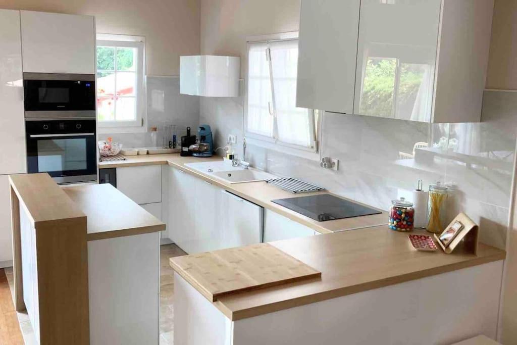 1Km Plage, Agreable Maison 6 Pers Classee 3* Hendaye Bagian luar foto